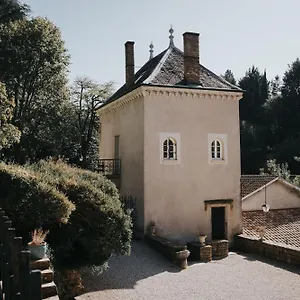 la-tour-de-garde.hotels-rhonealpes.com/